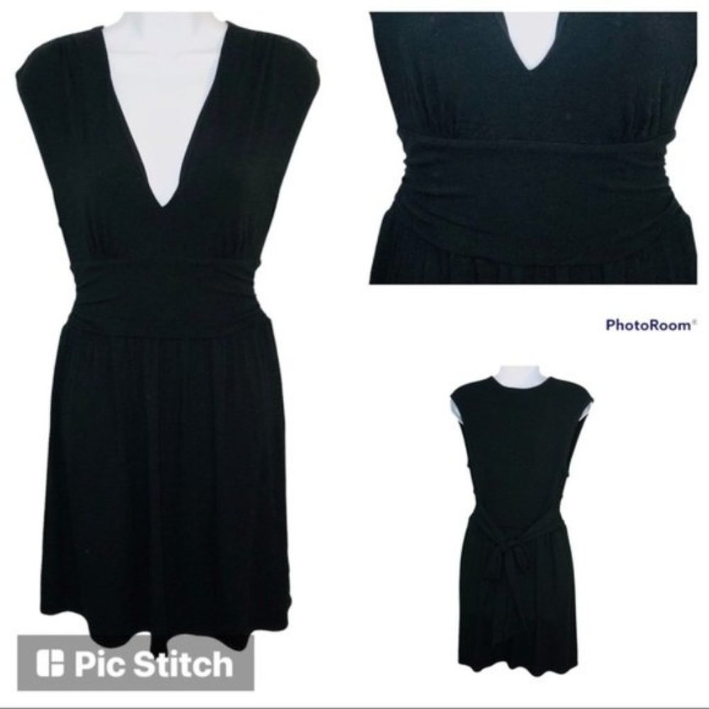 Guess V-Neck Fit Flare Dress Tie Mini Black S